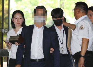 '민주당 돈봉투' 송영길 전 보좌관 구속…강래구에 이어 두 번째 