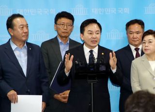 "서울-양평 고속도로 전면 중단, 백지화" 발표하는 원희룡 장관