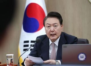 尹지지율 38%…국민의힘 33%, 민주 32%, 무당층 30% [한국갤럽]