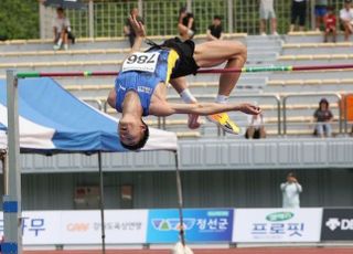 우려 날린 우상혁, 6년 만에 아시아육상선수권 정상 탈환