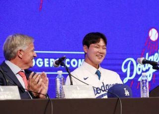 "중3 때부터…" 유망주들 내보낸 LA 다저스, '155km' 장현석에 진심