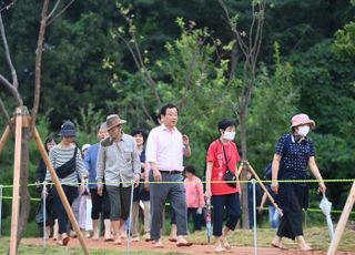 하남시, ‘걷고 싶은 하남 만들기’ 프로젝트…맨발걷기 황토산책길 적극 조성