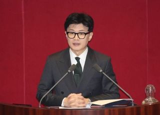 한동훈 "가짜뉴스·선거공작, 처벌 안 받아 '남는 장사'…김만배 허위 인터뷰 의혹, 실제라면 중대 범죄"