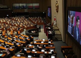 대정부질문 첫날부터 고성 공방…與 "대선 공작" 野 "尹 탄핵"