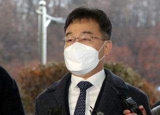 '김만배 허위 인터뷰' 보도경위·배후세력 정조준…검찰, 압수수색