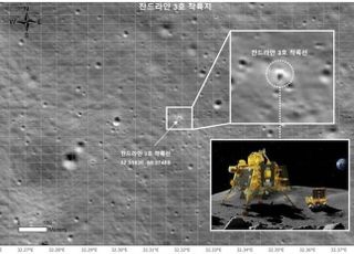 달 상공 100km에서 촬영한 달 표면…이것이 다누리 고해상도의 힘