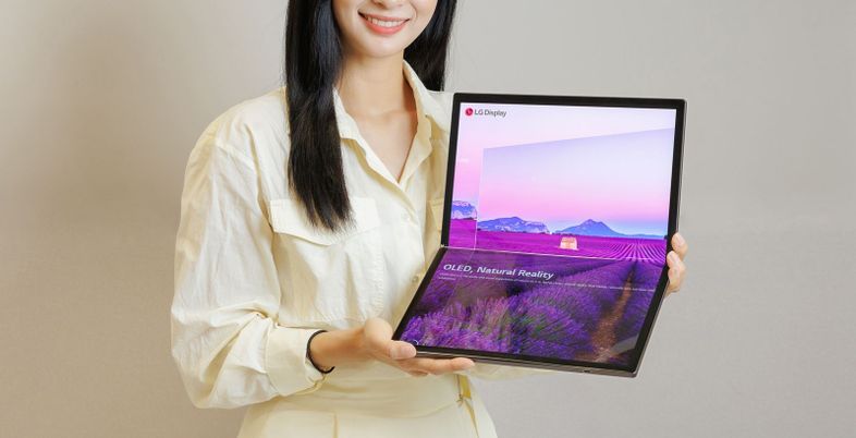 LGD, ‘17인치 폴더블 노트북용 OLED’ 양산…시장 확대 시동