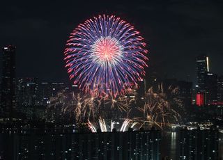 100만 인파 여의도 불꽃축제에…서울시 안전 종합지원대책 가동