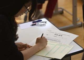 N수생 참여 안 한…수능 전 마지막 전국연합학력평가, 전국서 순조롭게 실시 중