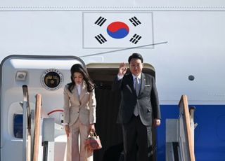'한중일 외무장관 회담' 제안·사우디 방문…尹 '가치 외교' 기조 변화하나