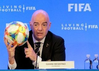 ‘FIFA 회장도 언급’ 2034 월드컵, 사우디 개최 유력