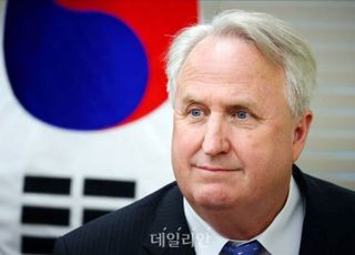 與 주류도 이준석도 당황케한 인요한 파격…홍준표 "정계 빅뱅" [정국 기상대]