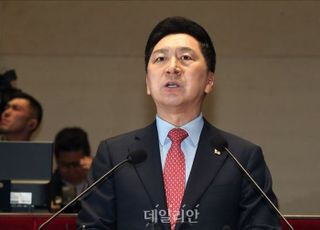 김기현 "당대표 처신은 당대표가 알아서 결단…대통령 언급 바람직하지 않아"
