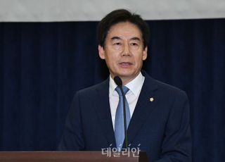 '황의조 사태' 일파만파에…이용호 "출전금지 조치 취해야"