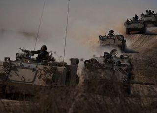 이스라엘, 휴전 종료후 이틀 연속 가자지구 공습…800명 사상