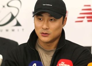 김하성, 같이 뛰던 후배 야구선수 고소…"2년간 공갈 협박 당해"