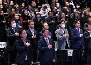 친문, 총선 앞두고 세 결집 시동…이재명 향해 "벌거벗은 권력"