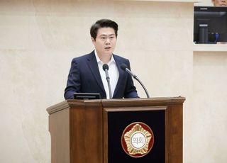 '용인 경안천 이중규제 해제 추진은 난개발' 시의원 발언에 이상일, "주민 고통 외면하겠다는 것"