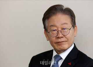 "단합 위해 못할 것 없다"더니…이재명, 이낙연 '최후통첩'에도 시큰둥