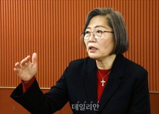 與 이수정 "지역선거 만만치 않아"…비대위 합류설 부인