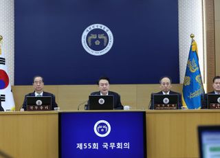 윤 대통령, 천안함 '부활'에 "압도적 힘에 의한 평화 만드는 선봉장"