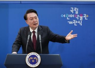 尹, 내년 1월 신년 기자회견 검토…'김건희 특검법' 정면돌파하나