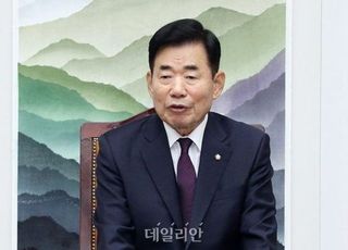 김진표 "제1야당 대표 흉기테러, 민주주의 심각한 위협"