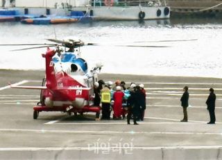 민주당 "이재명, 초기 매우 위험한 상태…회복 중이나 절대적 안정 필요"