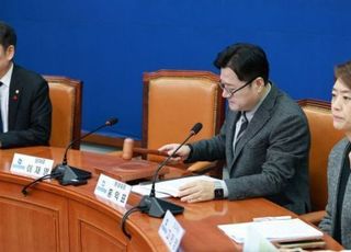홍익표, 쌍특검 거부권 행사에 "尹 '가족비리 방탄'"