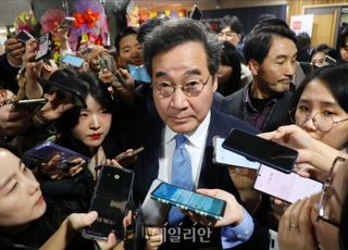 "민주당 전과자, 44% 아닌 41%"…野 '부글'거리자 이낙연 '정중한 사과'