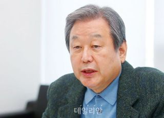 김무성, 부산 중·영도 출마선언…"합의민주주의 복원 사명감"