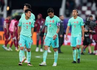 꼬여버린 중국 축구…무득점으로도 16강행 가능?