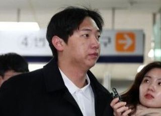 임혜동 '김하성·류현진 공갈' 혐의 영장심사 출석…25일 구속 기로