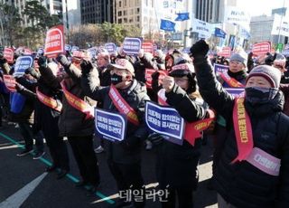 의협, 정부 정책패키지에도 의대증원 반대 여전…“근본적 해법 아냐”