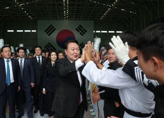 윤 대통령, 설 맞이 국군 장병에 새해 메시지 "헌신에 깊은 감사"