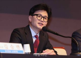 "과일을 홍익표·천준호가 먹었느냐"…한동훈, 이재명 '법인카드 의혹' 본인 답변 압박