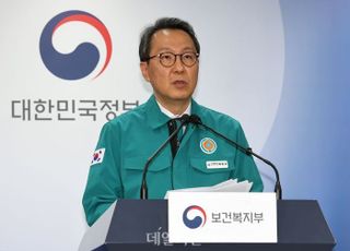 복지차관 “의대증원 포퓰리즘 정치?…논점 흐리는 과도한 주장”