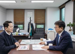 송파병 김성용, 국토부장관 만나 '송파구 투기과열지구 해제' 건의