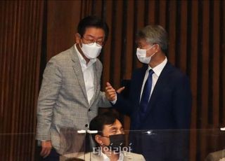 '위장 탈당' 민형배만 광주 현역 중 생존… 친명~비명 희비 엇갈렸다