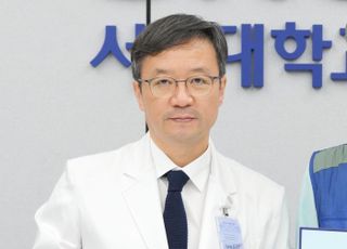 서울대병원장, 사직한 전공의들에 "진심 전달됐다…환자 곁에 돌아오라"