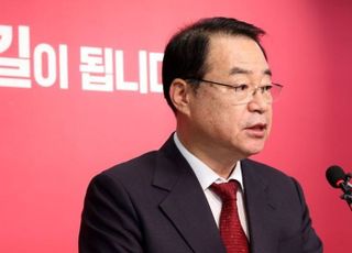 '힘 센' 국민의힘 현역…조정훈·이인선 경선 승리