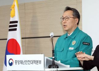 정부, 이탈 전공의 7000명 면허정지 절차 돌입…오늘 50개 병원 현장점검