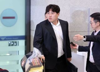 “류현진은 개막전” 못 박은 최원호 감독, 엔스와 좌완 맞대결 임박