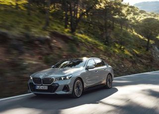 벤츠보다 2천대 더 팔린 BMW… 수입차 2월 판매 전년比 24.9% ↓