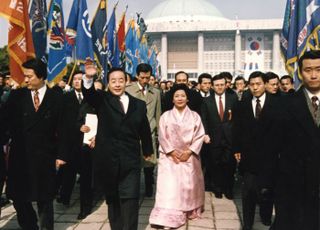 손명순 여사, 김영삼 전 대통령 곁으로…향년 95세로 별세(종합)