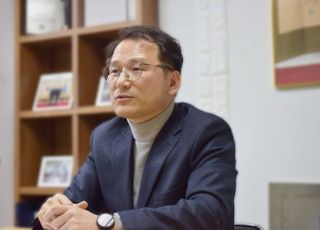 [인터뷰] 신재경 "돈봉투 의혹에 남동을 자존심 하락…깨끗한 정치로 회복할 것"