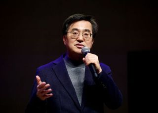 ‘인공지능 경바시’김동연, “세상 변화에 민감하게 대응…대한민국 경쟁력에 기여”