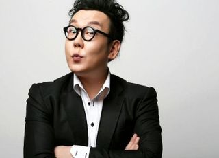 미스터팡, 트로트 싱글 '줄리아' MV 조회수 1000만 뷰 돌파... '트로트계 이례적 기록'