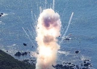 日 첫 민간 개발 로켓 발사 5초 만에 공중 폭발