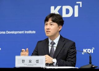 KDI, ‘시장의 힘’에 의한 노동시장 개혁 제안…“韓 중장년 임시고용, OECD 최고”